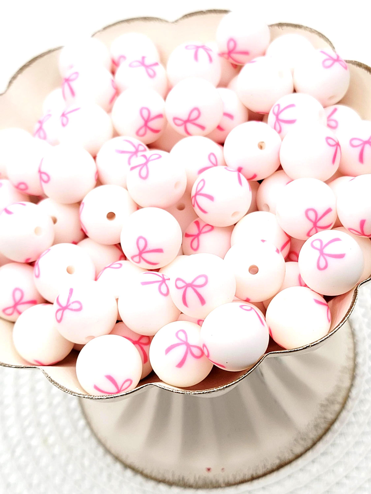 Pink Bow Print Round Silicone Beads - 15mm Round Pen Beads, Wristlet, Jewelry Craft Beads, Valentine Preppy Coquette Bead