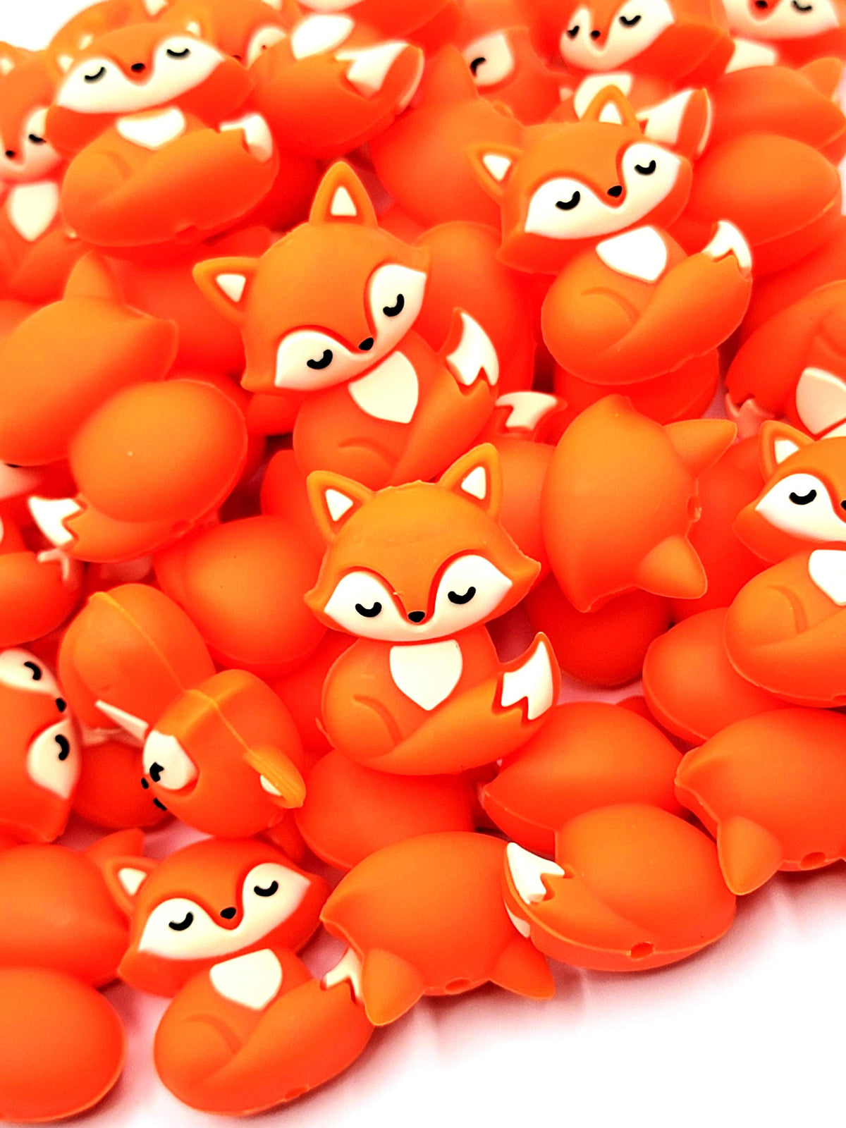 3D Fox Silicone Focal Bead , Orange Sleeping Fox Animal Shape Bead for DIY Pens, Jewelry, Keychains and Crafts, Fox Chunky Charms (Set of 2)