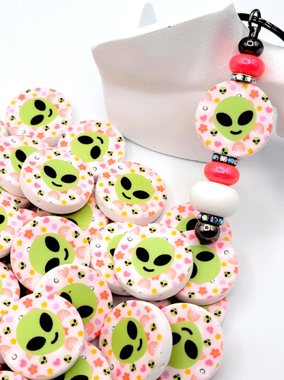 Retro Alien Rainbow Focal Bead, Colorful Alien Head Silicone Pen Bead, Chunky Bag Beads, Beadable Pen Keychain Craft Bead - (Set of 2)