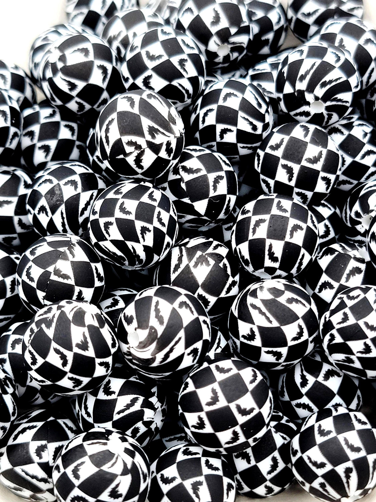 15mm Halloween Checkered Bat Silicone Bead, Black White Spooky Bat Bead for Pens, Wristlets, Keychains and Halloween Crafts